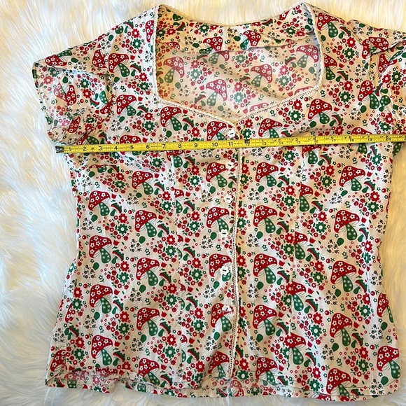 Handmade Cotton Mushroom top Size Large - Picture 6 of 15